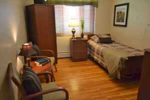 private bedroom at the Amberwood facility